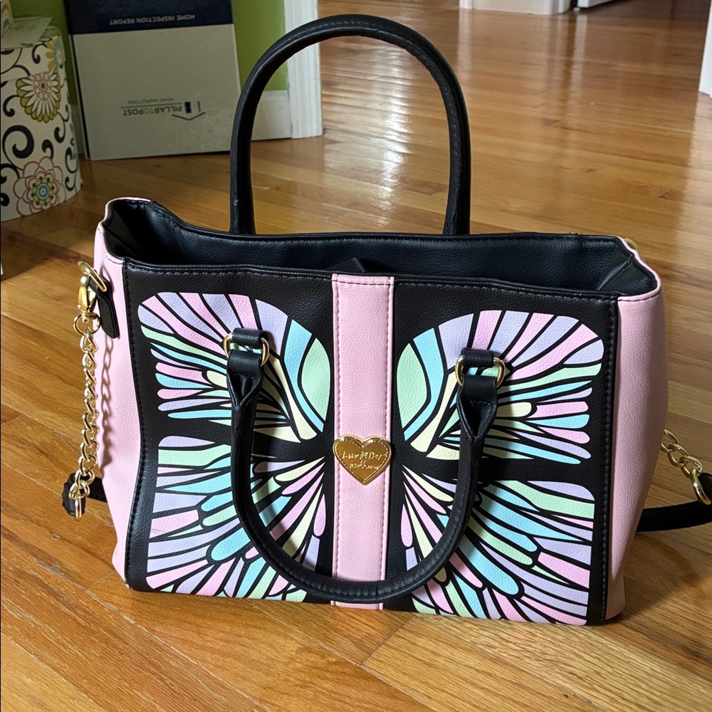 Luv Betsey by Betsey Johnson bag - Picture 3 of 14